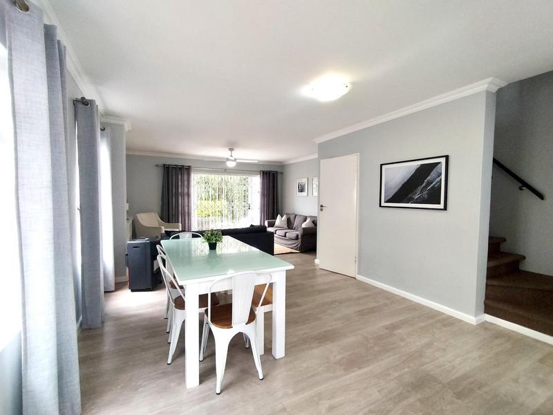 To Let 3 Bedroom Property for Rent in Hout Bay Western Cape
